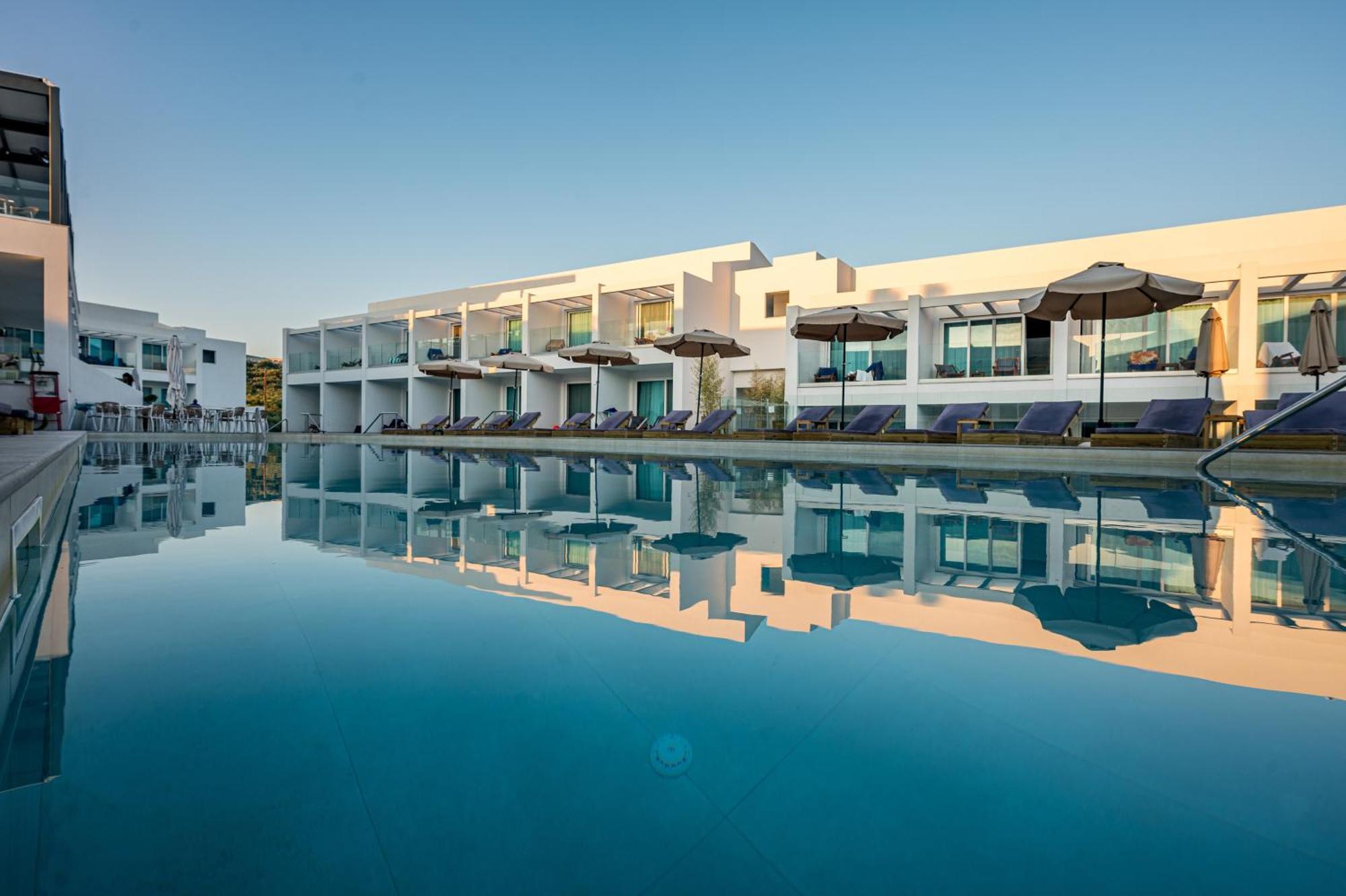 Mirage Bleu Hotel Τραγάκι Εξωτερικό φωτογραφία