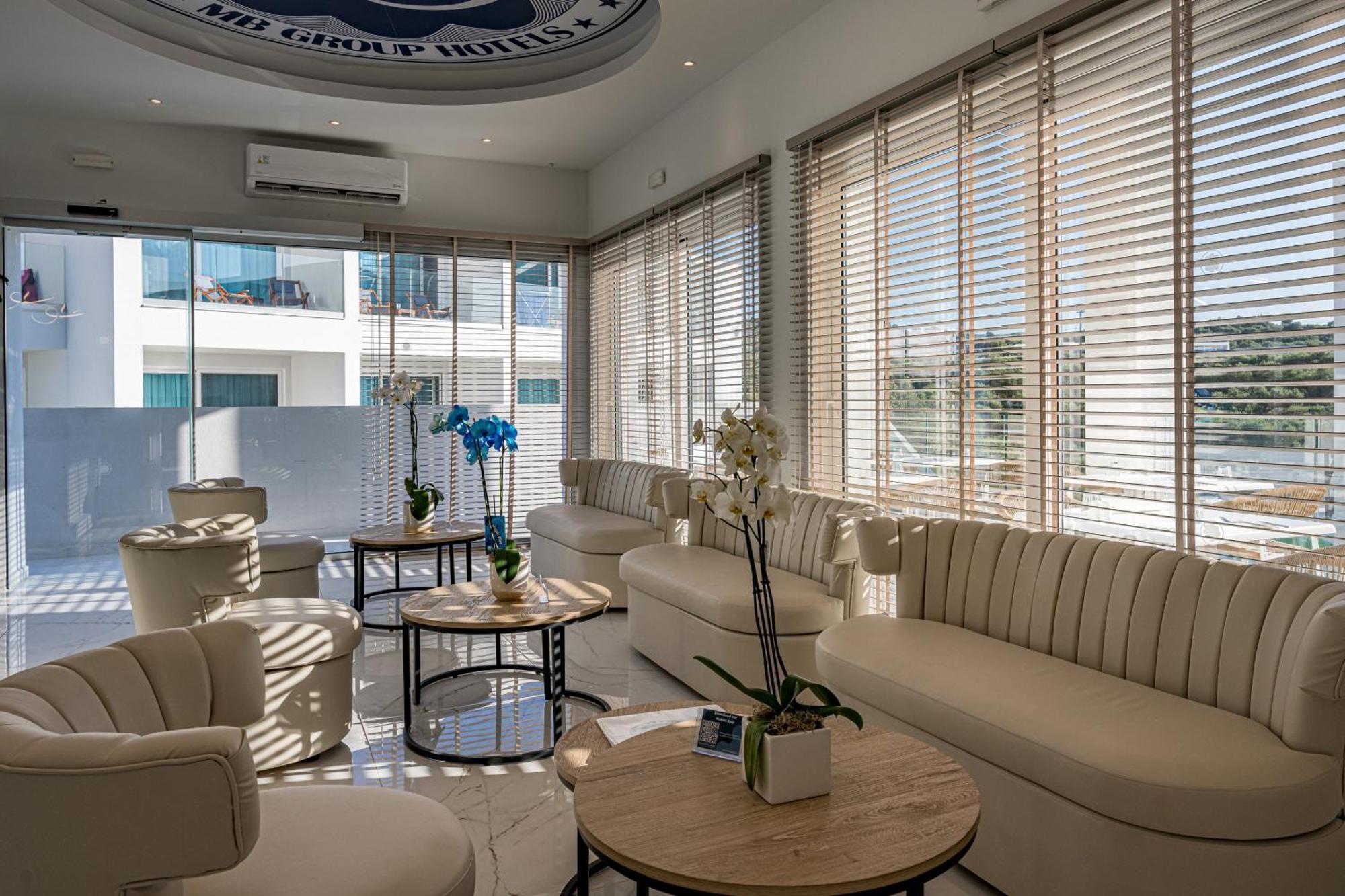 Mirage Bleu Hotel Τραγάκι Εξωτερικό φωτογραφία