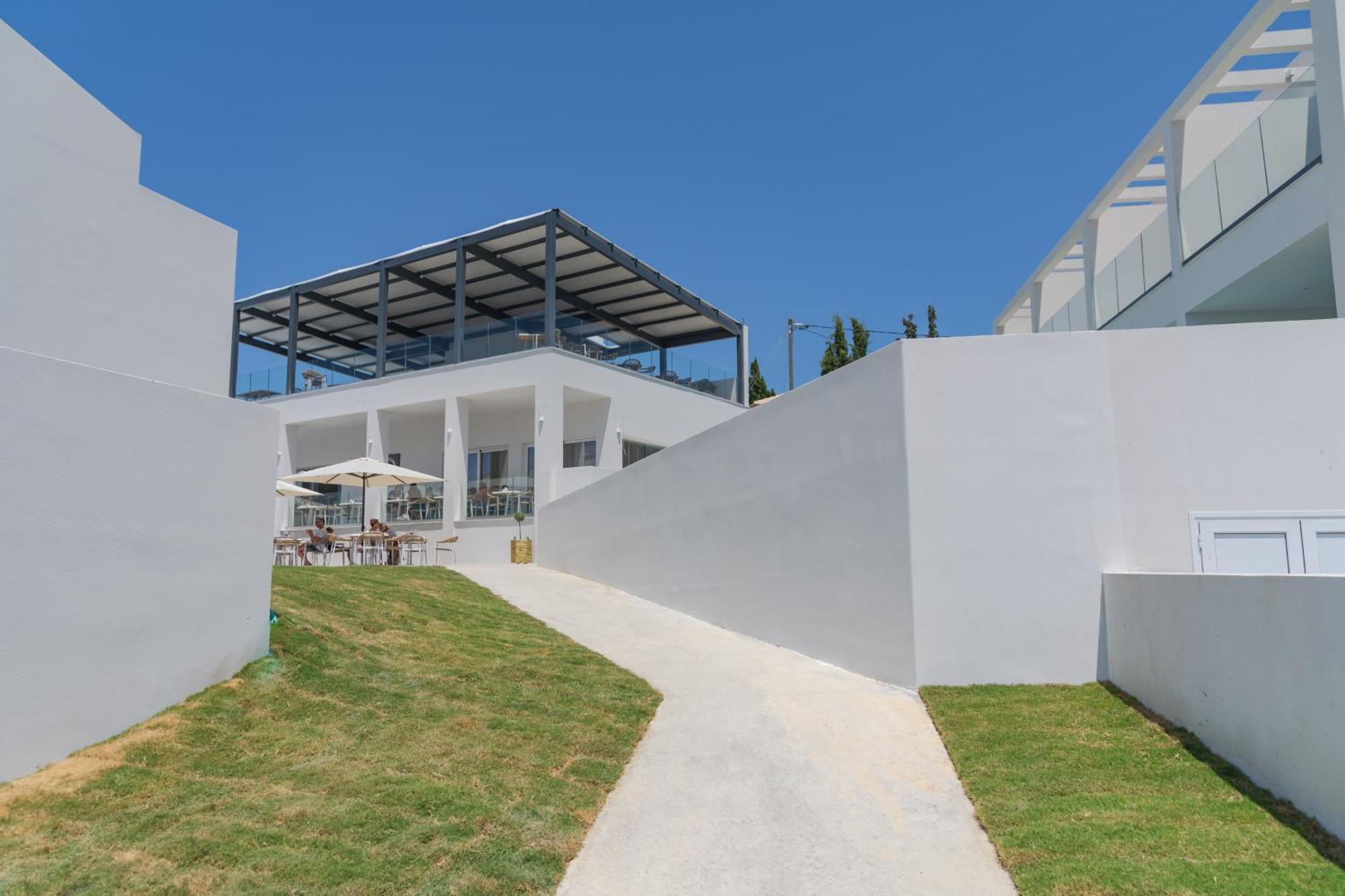 Mirage Bleu Hotel Τραγάκι Εξωτερικό φωτογραφία