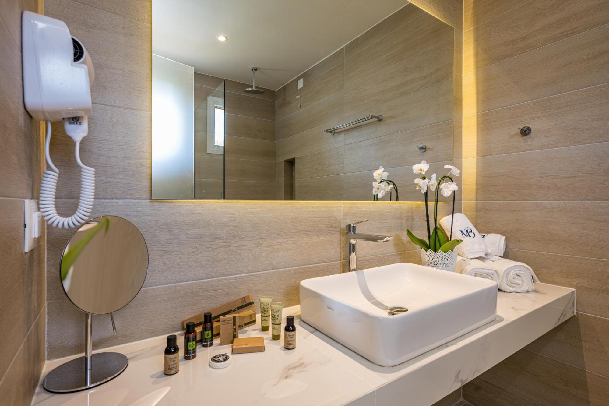 Mirage Bleu Hotel Τραγάκι Εξωτερικό φωτογραφία